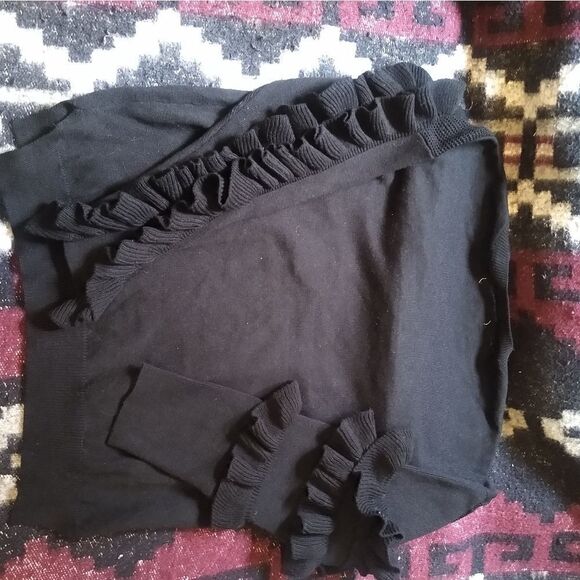 🆕 SEEK The Label Asymmetrical Ruffle Sleeve Boho Sweater Black Small - Picture 5 of 6